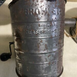 Vintage Bromwell Flour Sifter